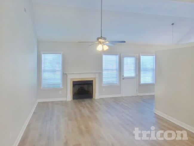 Photo - 1024 Stratus Dr