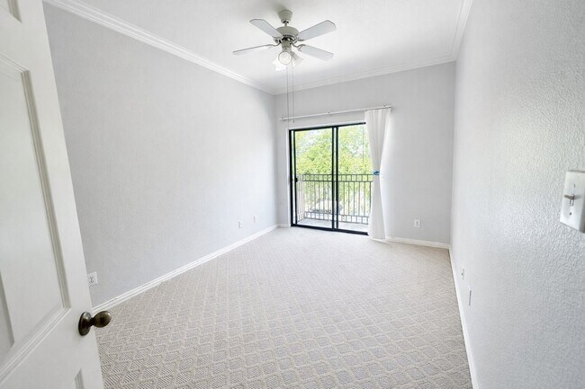 Photo - 9400 Bellaire Blvd Unit 205