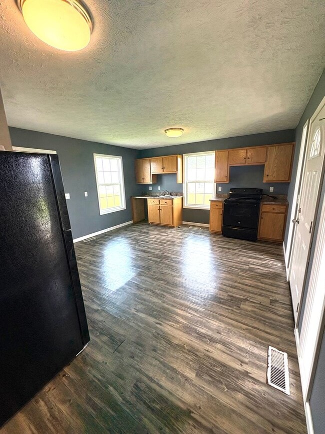 Photo - 222 Green Leaf Dr