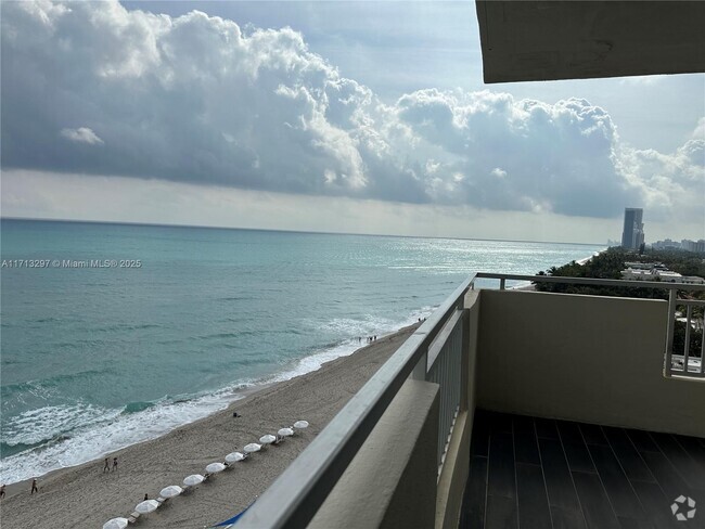 Building Photo - 3180 S Ocean Dr Unit 1008 Rental