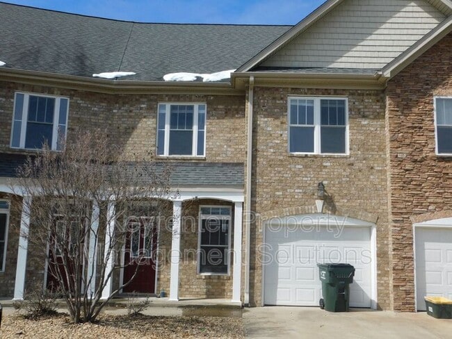 Photo - 22 Enchanted View Cir