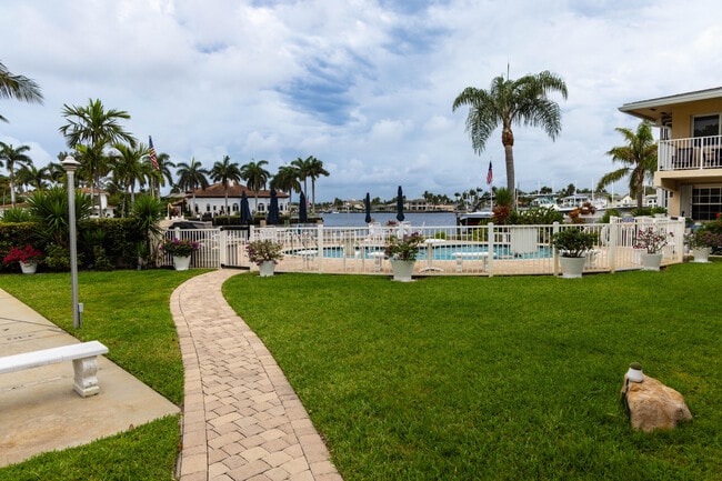 Photo - 3216 SE 12th St Unidad 28