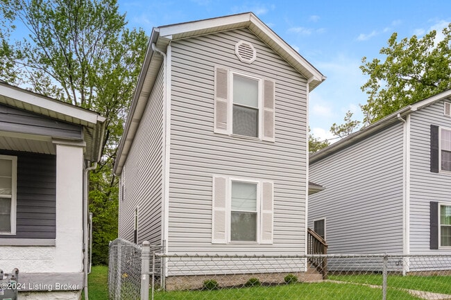 Photo - 2814 W Muhammad Ali Blvd