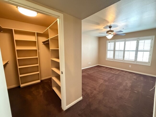 Photo - 4955 S Lindell Rd Unidad 118