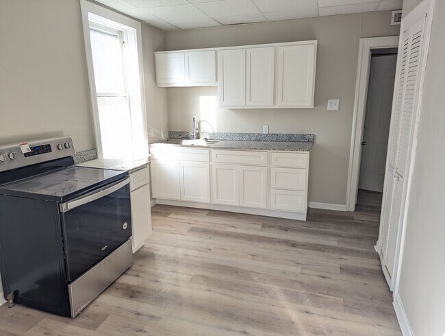 Photo - 5300 Bancroft Ave Apartamento Unidad 2F