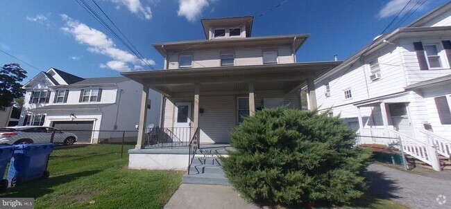 Building Photo - 105 Ellis St Rental