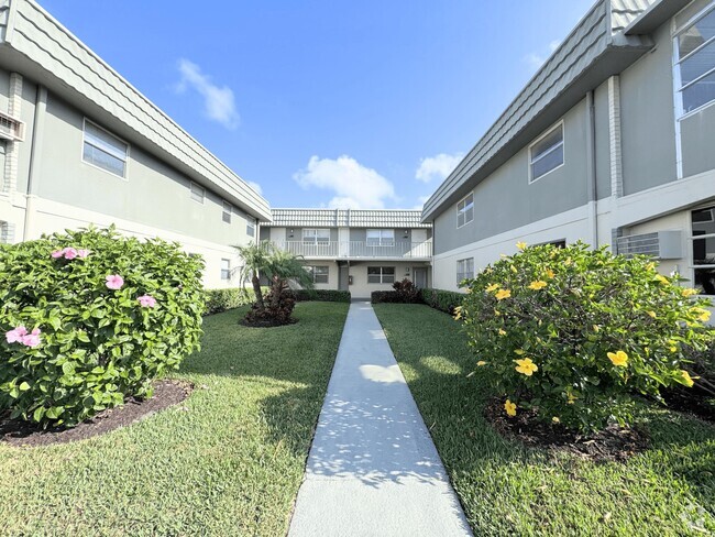 Building Photo - 284 Flanders F Unit 284 Rental