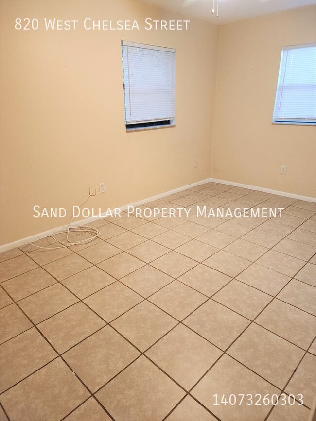 Photo - 820 W Chelsea St