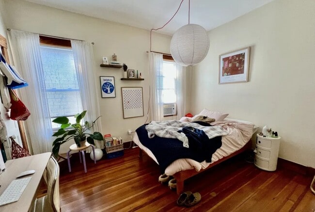 Photo - 346 Faneuil St Unidad 2