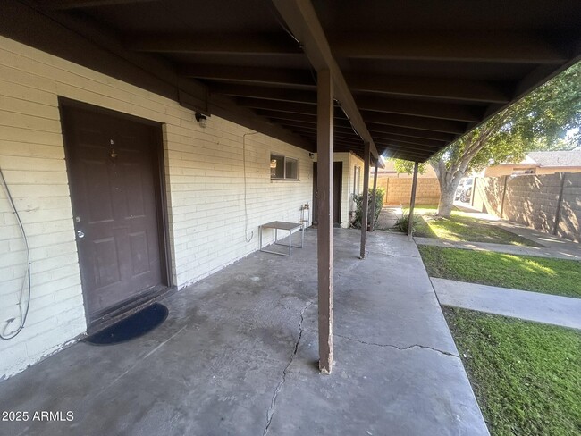 Photo - 1857 E University Dr