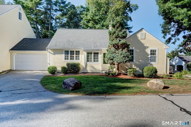 Photo - 46 Samuel Ln Unit 46