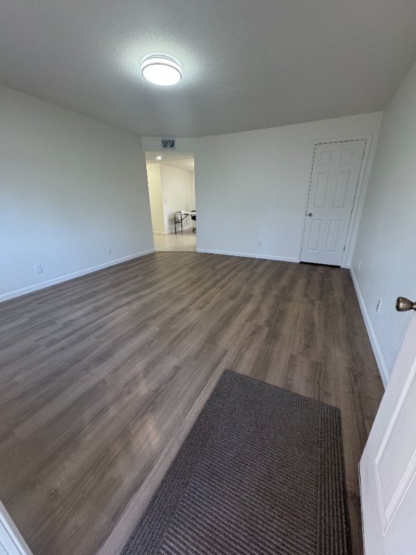 Photo - 3036 Plumas St Unidad 7