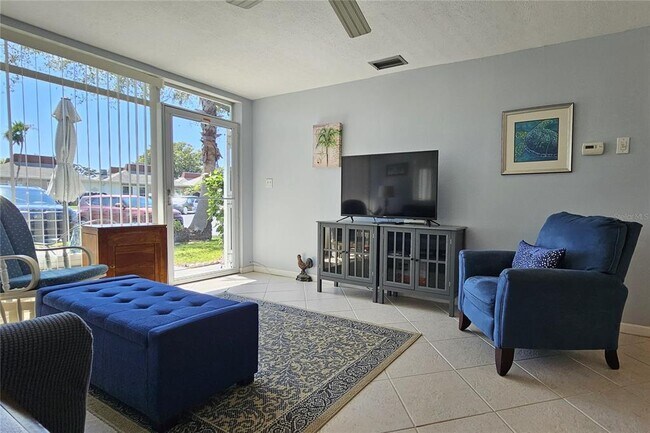 Photo - 4318 Tahitian Gardens Cir Condo Unit B