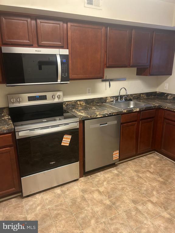 Photo - 50 Ramsgate Ct