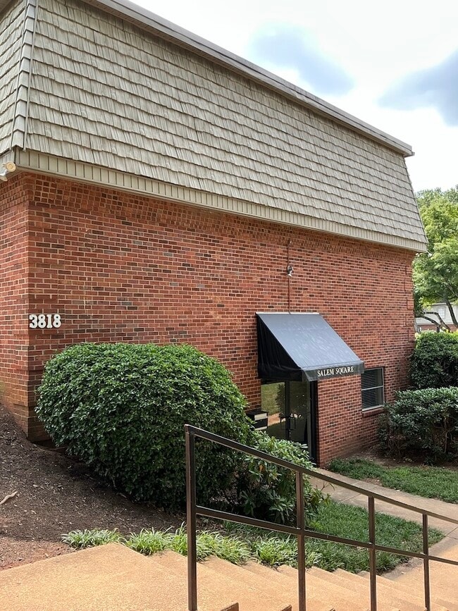 Photo - 3818 Country Club Rd Unit F