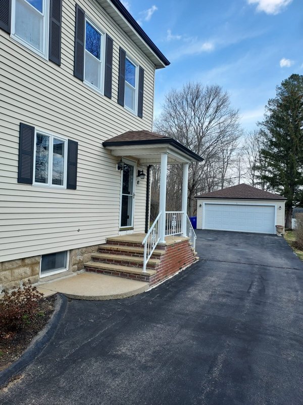 Photo - 65 Vaillancourt St