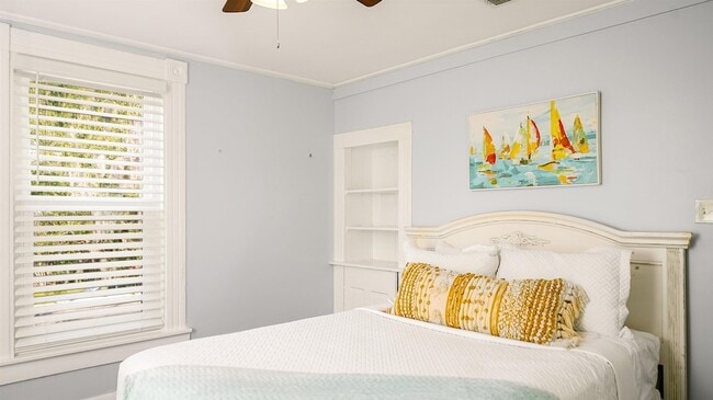 Photo - 14 Sanchez Ave Unidad A