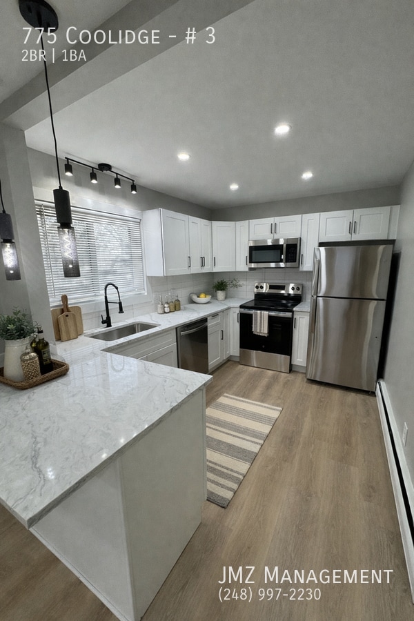 Building Photo - 775 Coolidge-# 3 Unit # 3