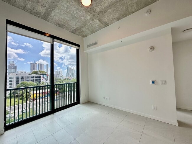 Photo - 120 NW 31st St Unit A10