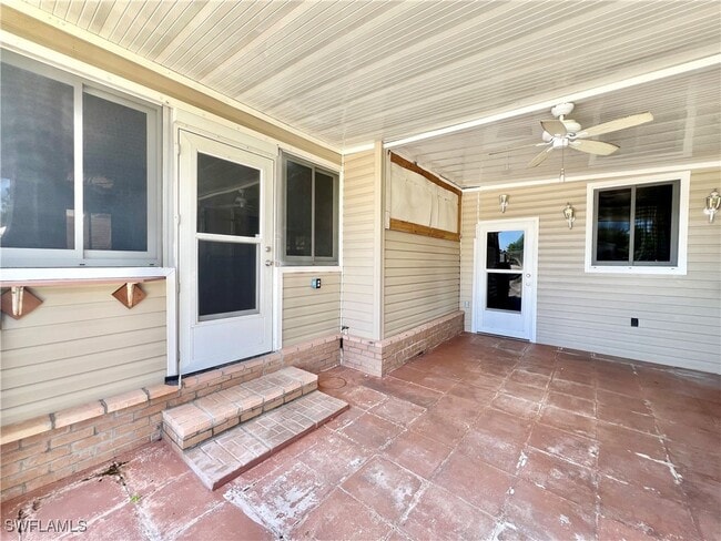 Photo - 13 Cannes Dr