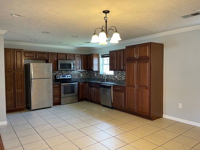 Photo - Location & Convenience!!!