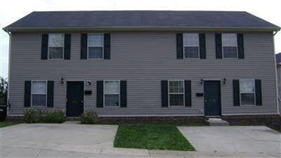 Building Photo - 332 E Oak St