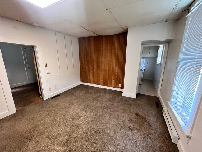 Living Room - Pierce Street Suites