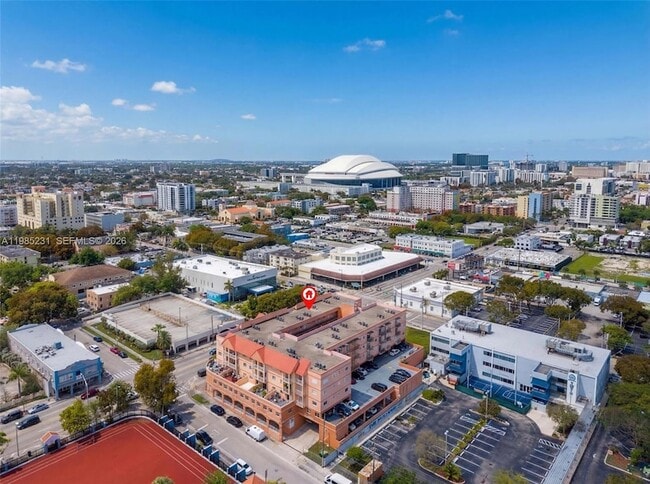 Photo - 199 SW 12th Ave Unidad 502B