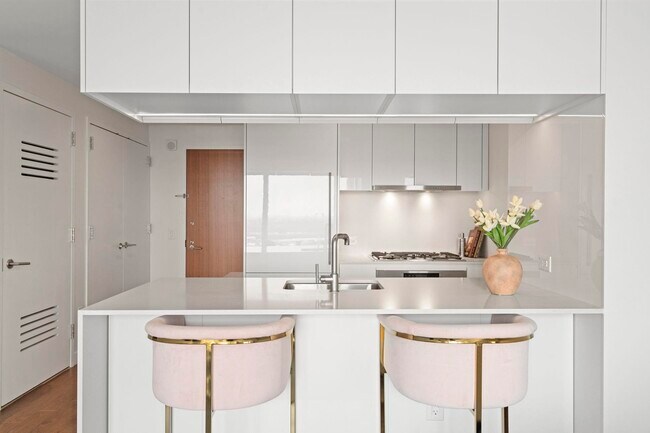 Photo - 99 Hudson St Unit 1103