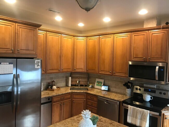 Photo - 2006 Mount Vernon Street Unit 2