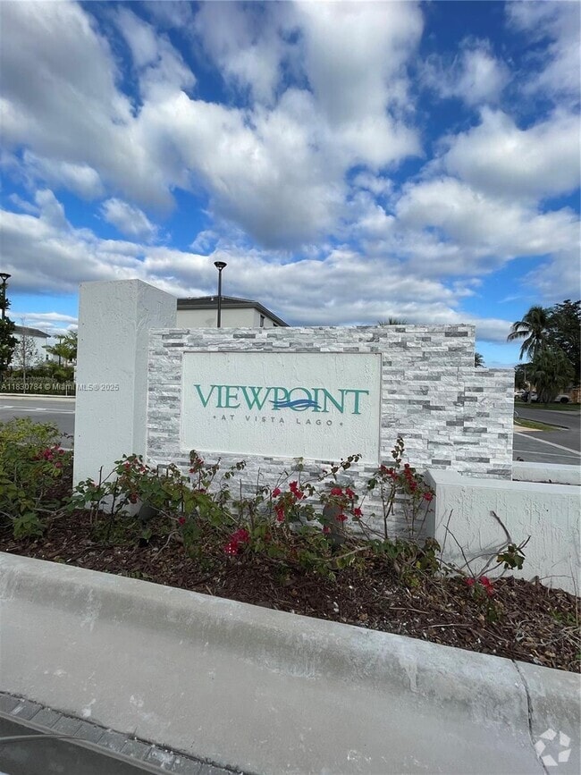 Building Photo - 20433 NW 4th Ave Rental