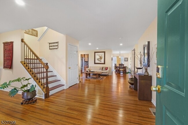 Photo - 70 Alvin Sloan Ave