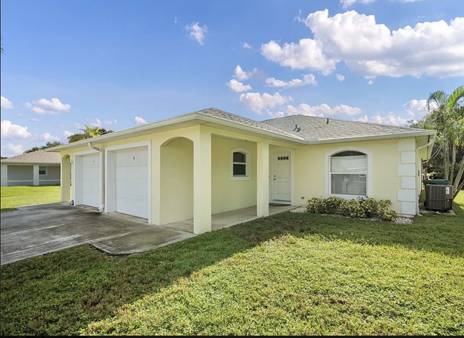 Photo - 361 Del Monte Rd Townhome