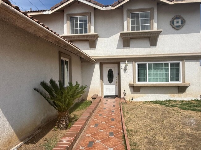 25508 Loren Way