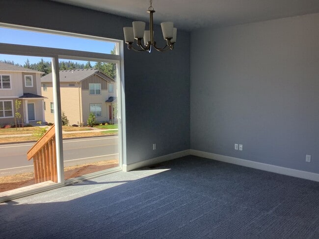 Photo - 2410 Fieldcress Rd