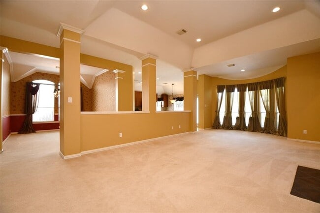 Building Photo - 3111 Zelko Dr