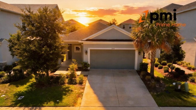 Photo - Charming & Spacious Home in one of Clermont’s most desirable neighborhoods.