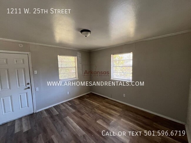 Photo - 1211 W 25th St