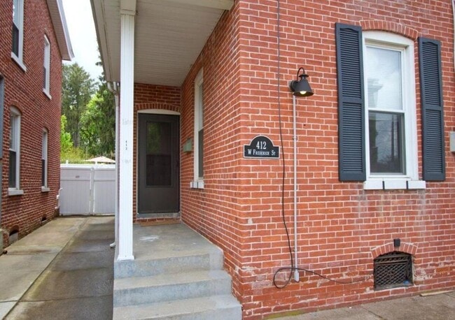 Photo - 412 W Frederick St