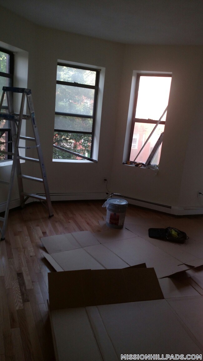 Photo - 67 S Huntington Ave Unit 3
