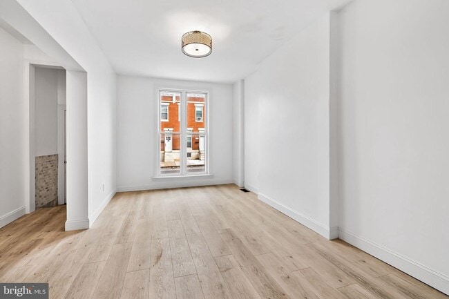 Photo - 1605 Darley Ave Casa Adosada