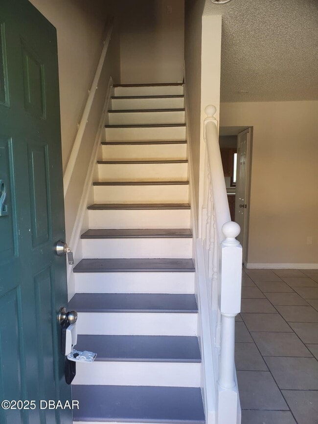 Photo - 814 N Halifax Ave