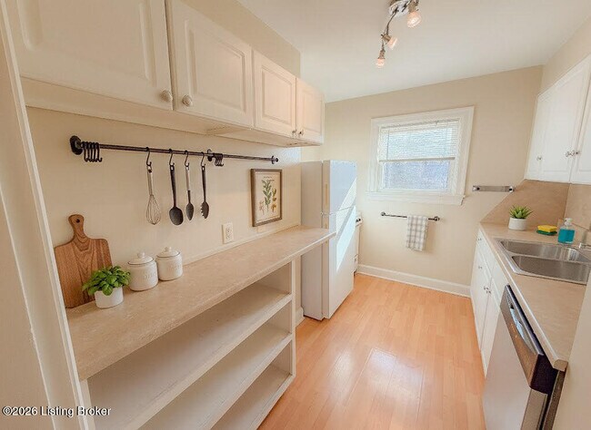 Photo - 3520 Willis Ave Unit 3