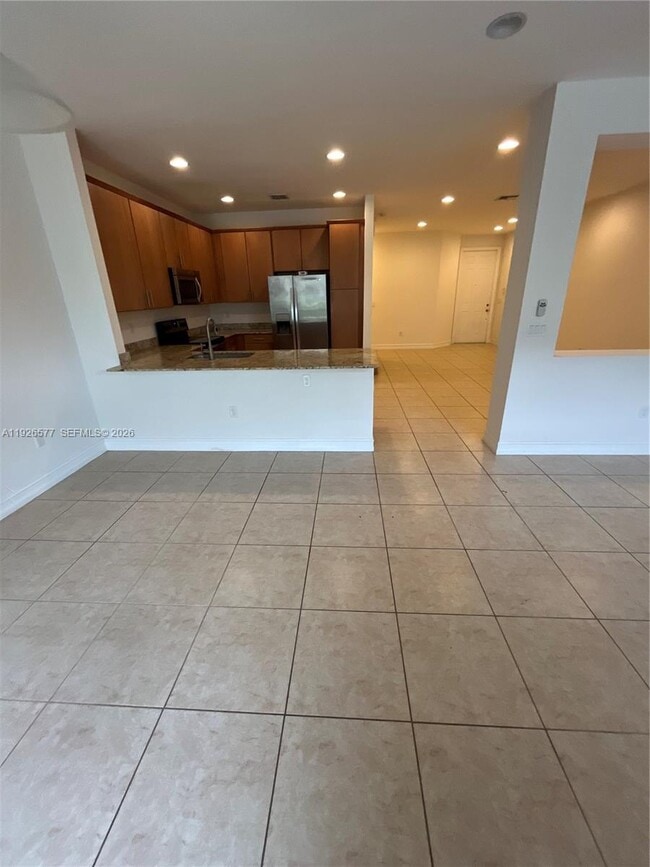 Photo - 115 Riverwalk Cir E