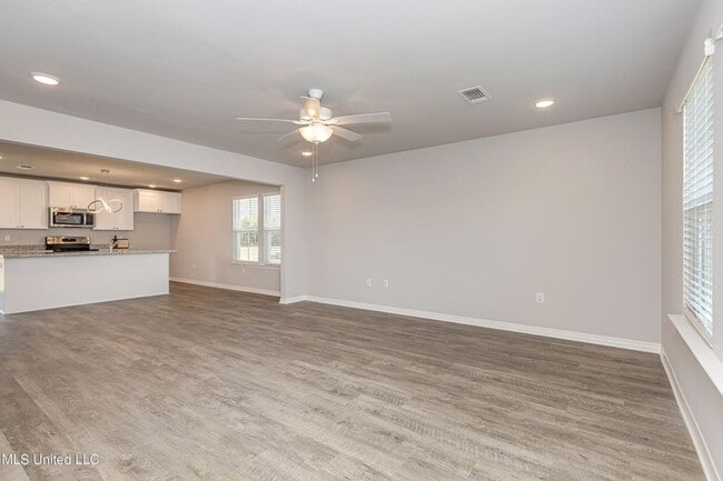 Photo - GORGEOUS HOME FOR RENT