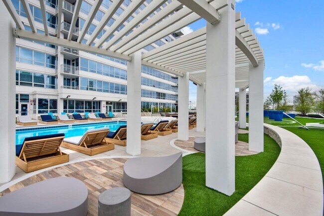 Photo - 800 W Adams St Unit 1804