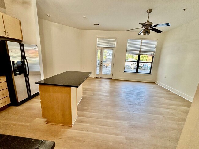 Photo - 1 Bedroom Condo Downtown! Unit 104