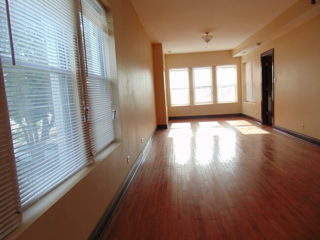 Photo - 8635 S Bishop St Unit 2