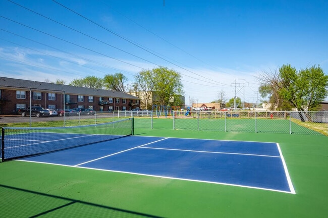 Photo - Charleston Hall