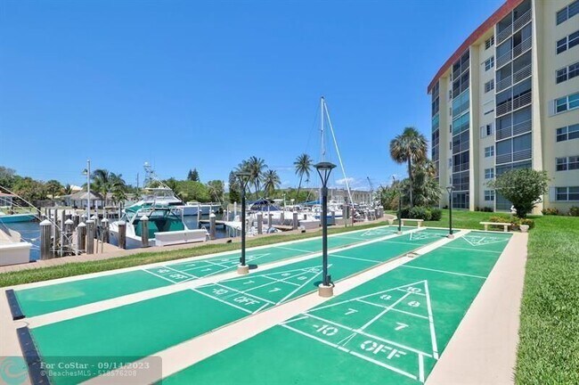 Photo - 2731 NE 14th Street Causeway Unit 412